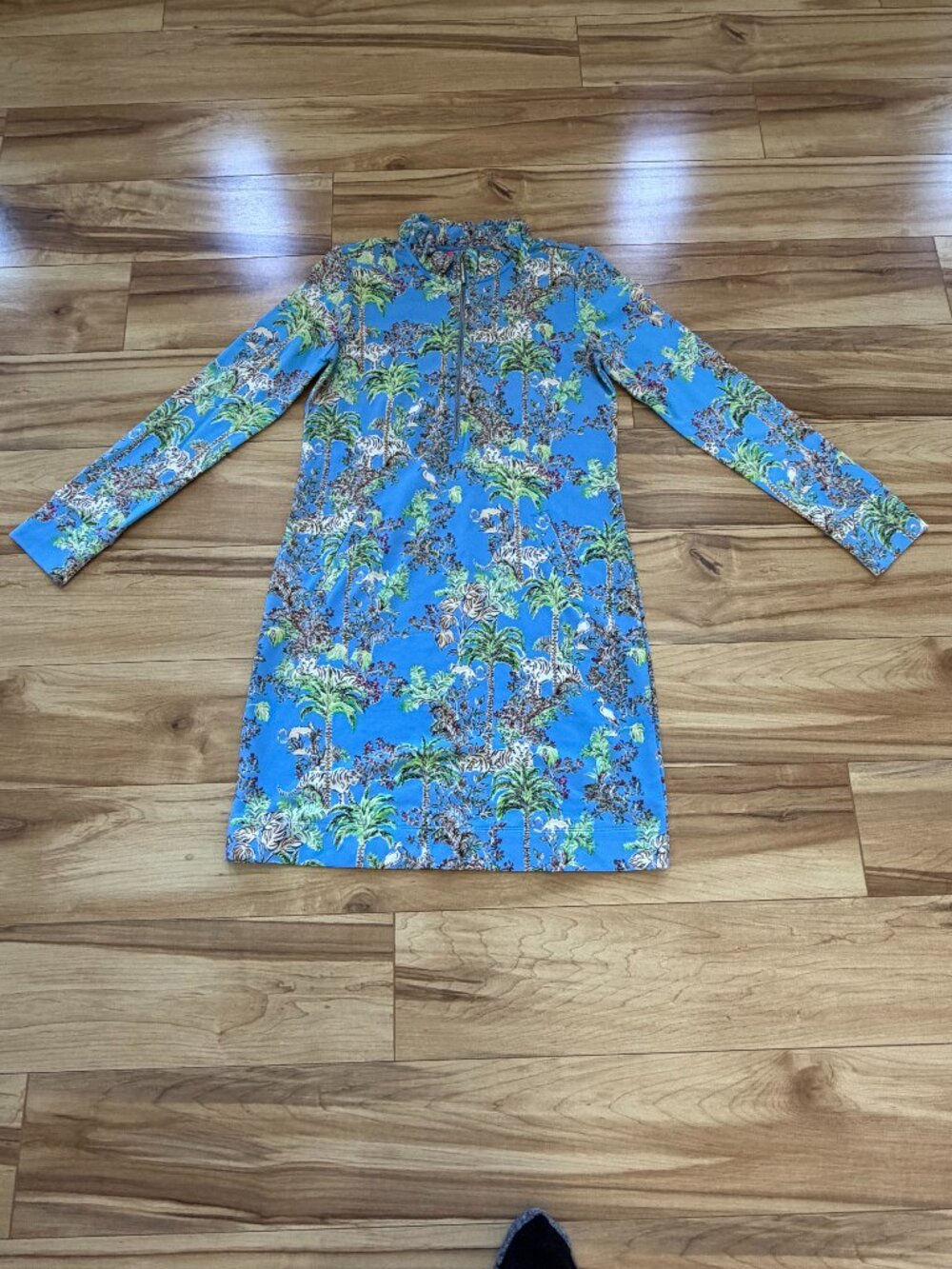 Lilly Pulitzer Long Sleeved Dress; Size Small; Blue Jungle Pattern